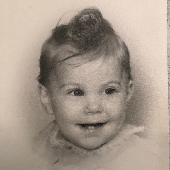 Meet your Posher, Kim - Picture 1 of 1